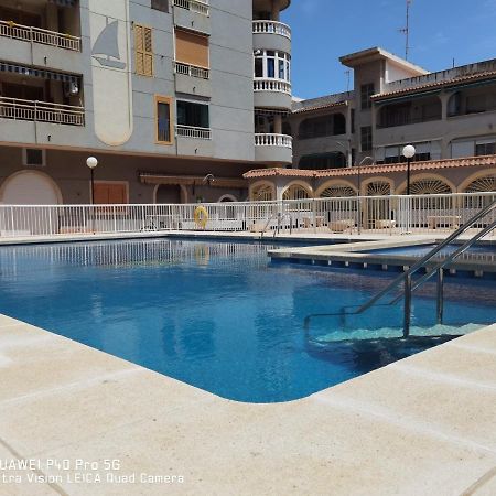 Holiday Apartment Torrevieja Eksteriør bilde