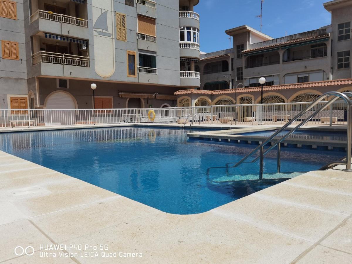 Holiday Apartment Torrevieja Eksteriør bilde