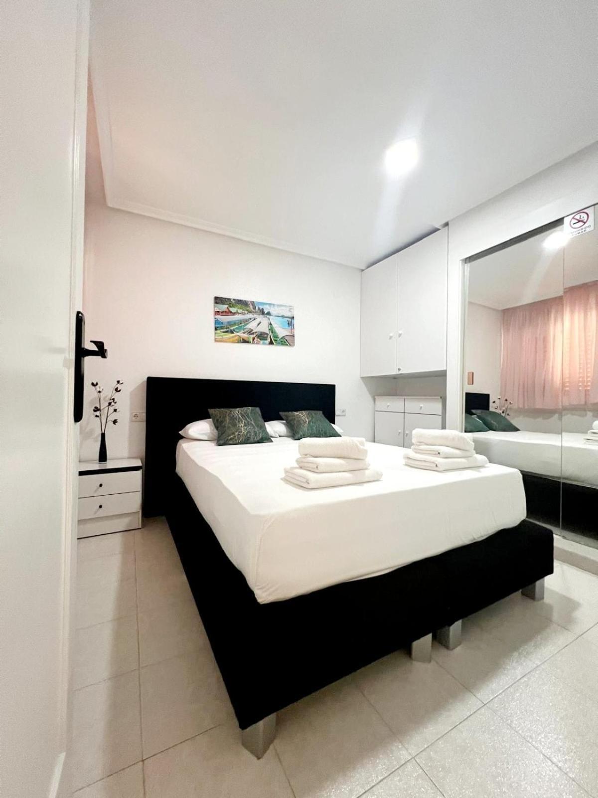 Holiday Apartment Torrevieja Eksteriør bilde